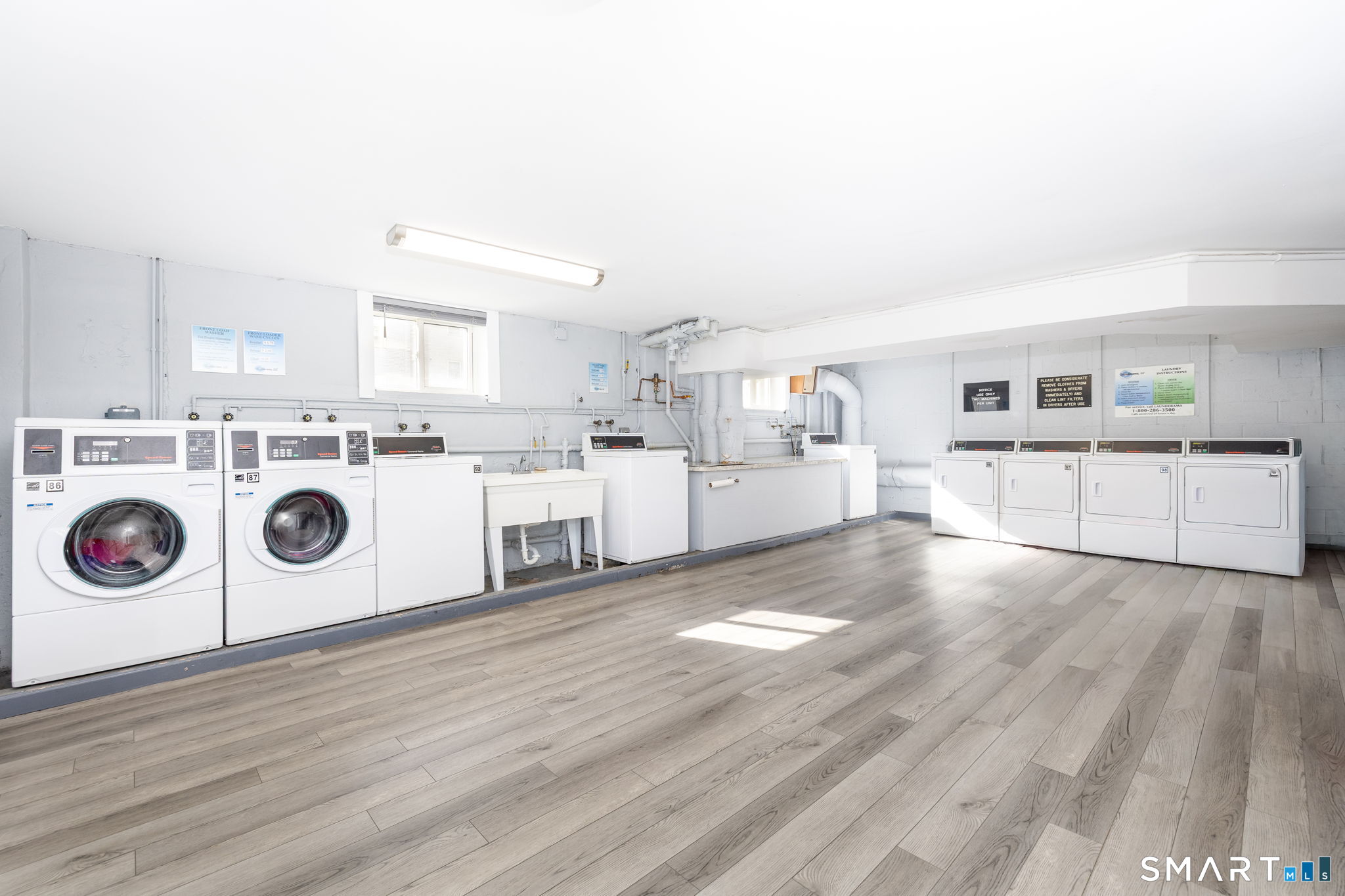 887 Farmington Avenue West Hartford CT 06119