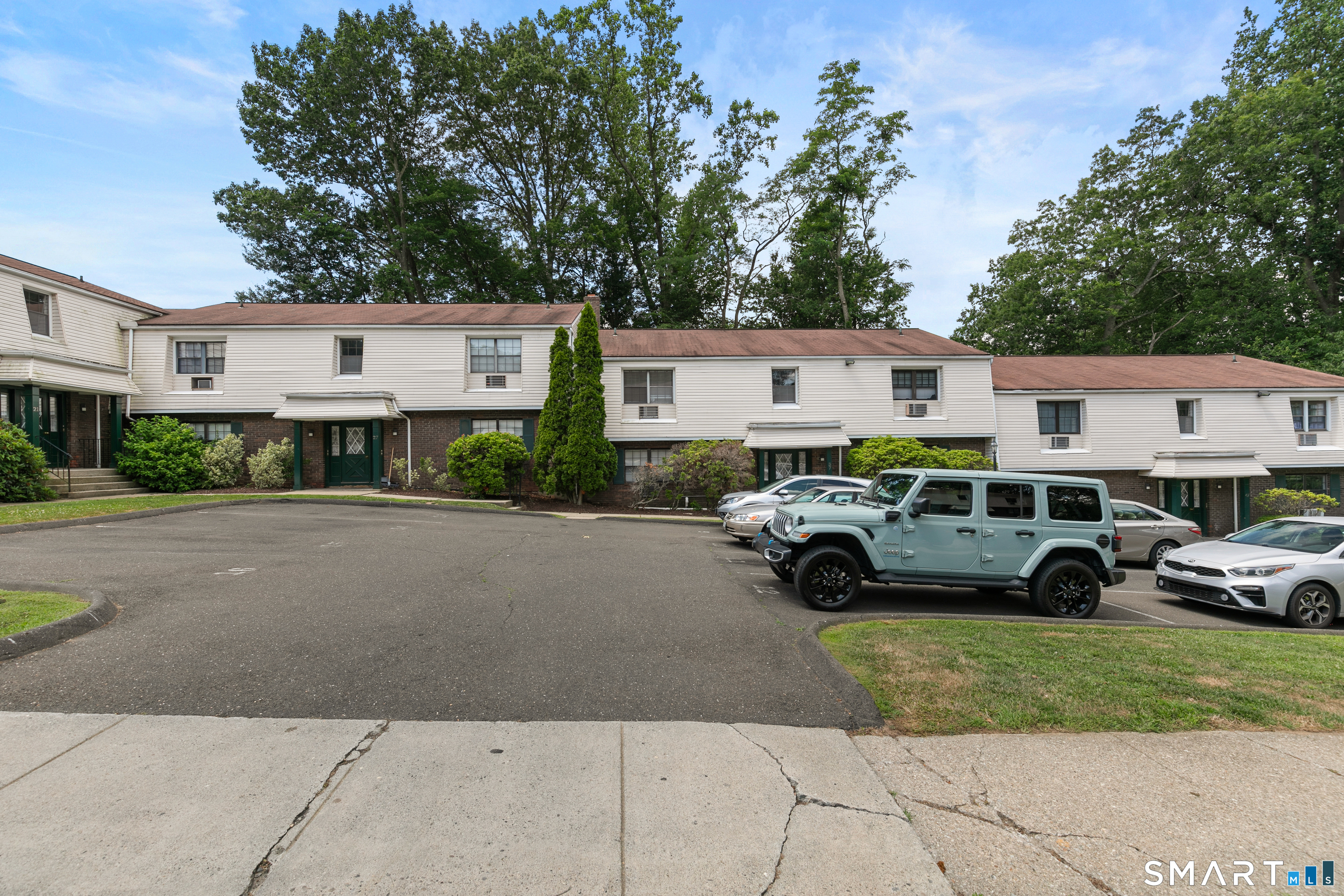 37 Enid Street Bridgeport CT 06606