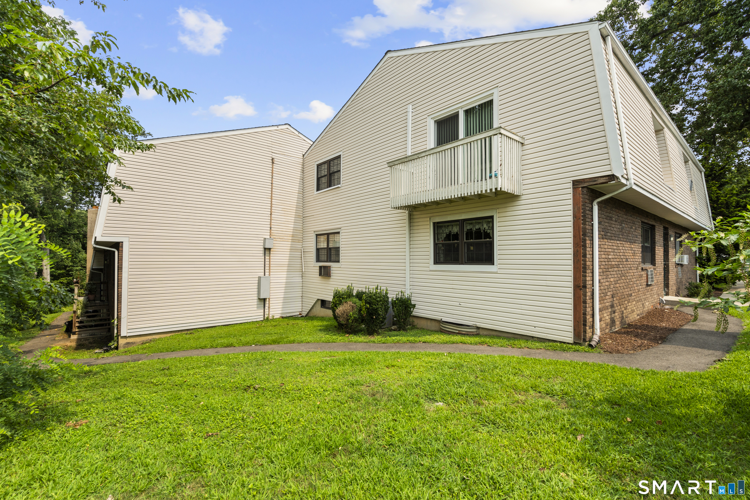 37 Enid Street Bridgeport CT 06606