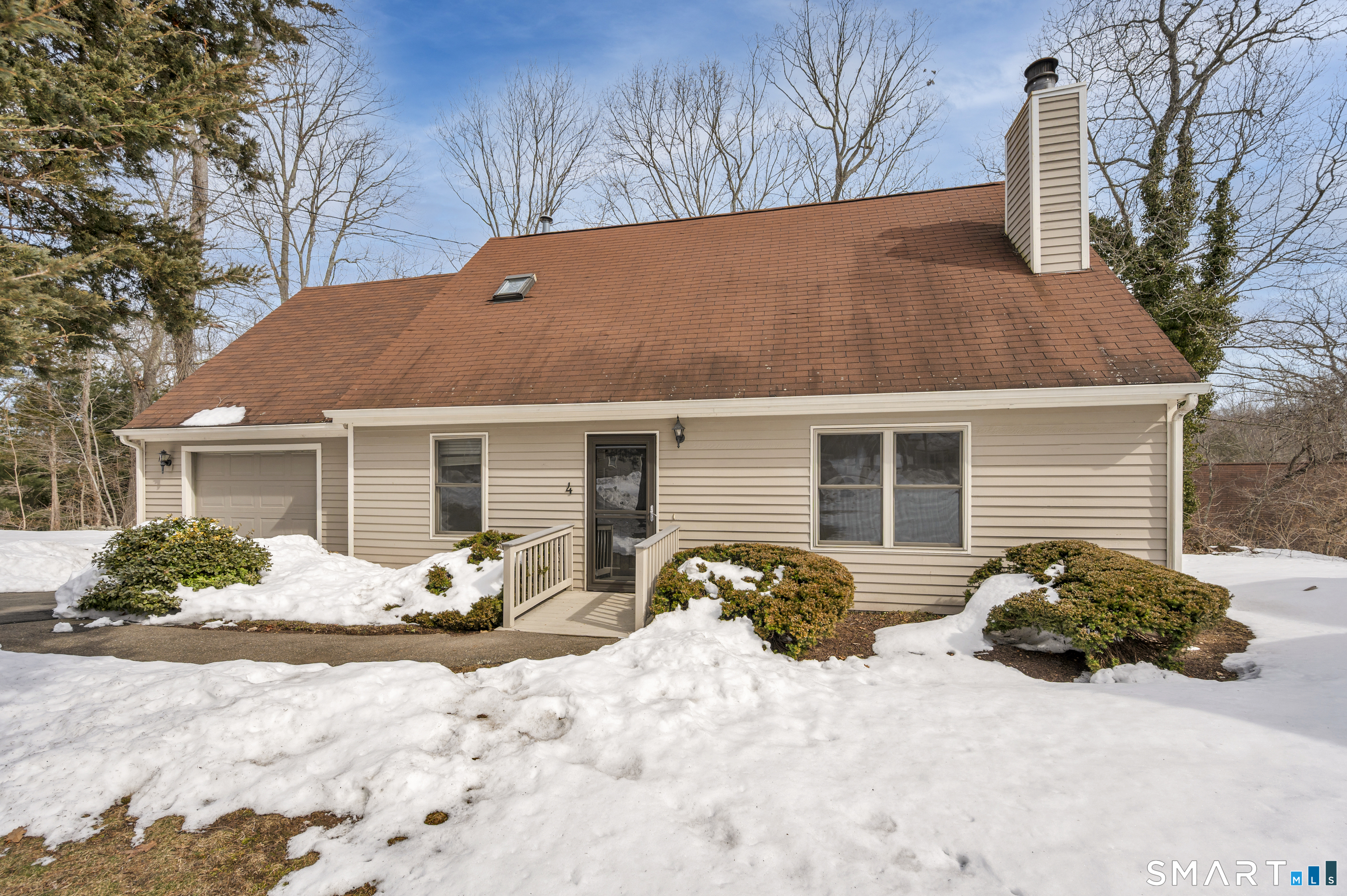 4 Copper Ridge Circle Guilford CT 06437
