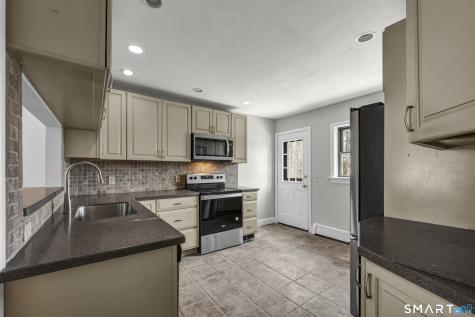 4 Copper Ridge Circle Guilford CT 06437