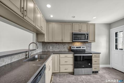 4 Copper Ridge Circle Guilford CT 06437