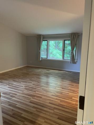 8 Ironwood Road West Hartford CT 06117