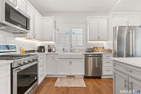 20 Sallys Way Shelton CT 06484