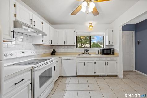 161 Suffolk Court Meriden CT 06450