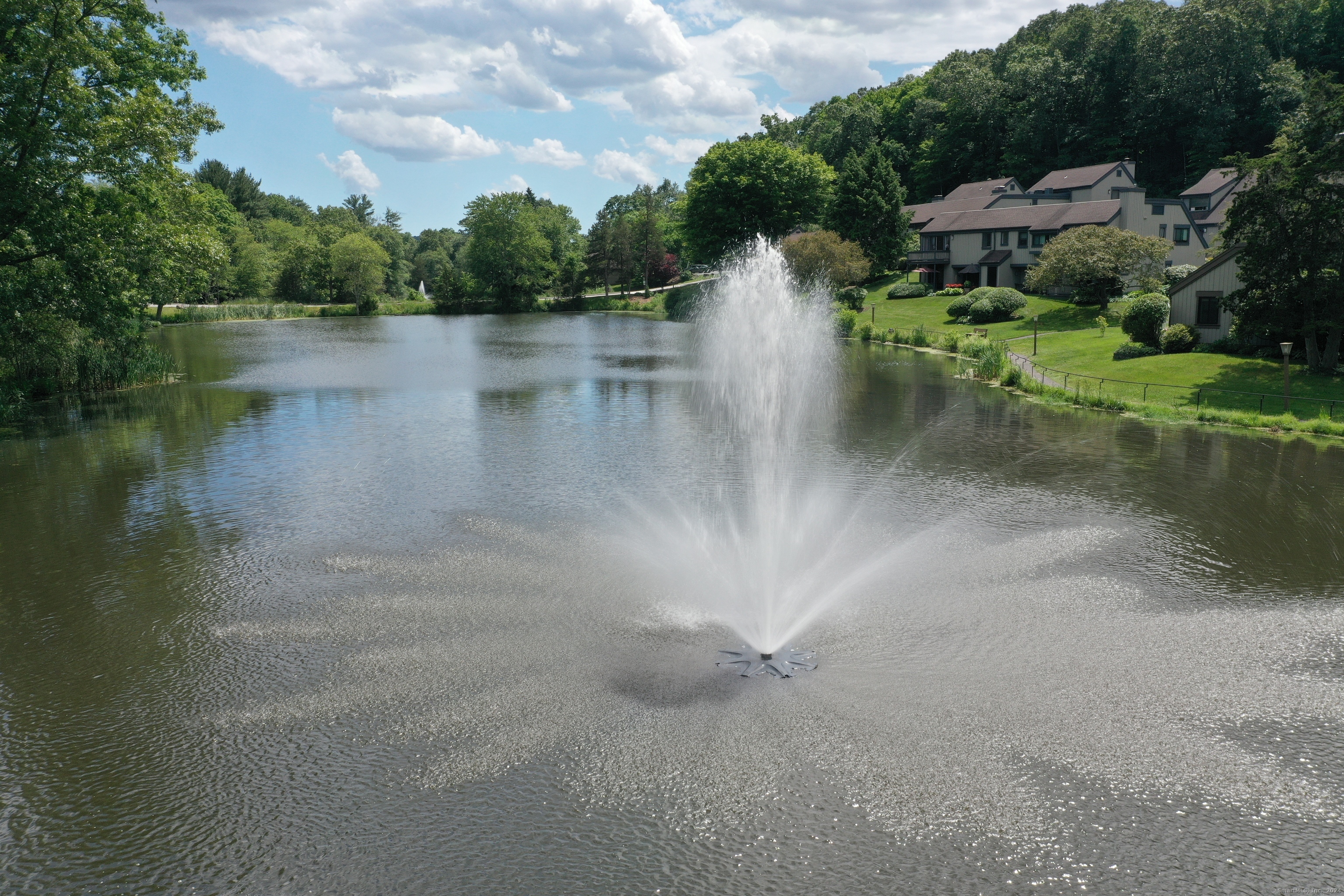 352 Heritage Village Southbury CT 06488