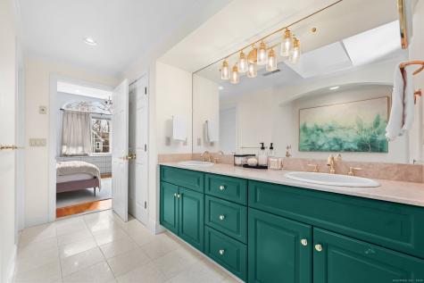 76 Hilary Circle Fairfield CT 06825