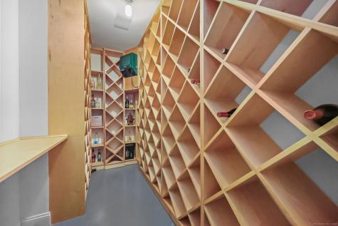 76 Hilary Circle Fairfield CT 06825