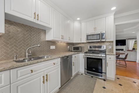 76 Hilary Circle Fairfield CT 06825