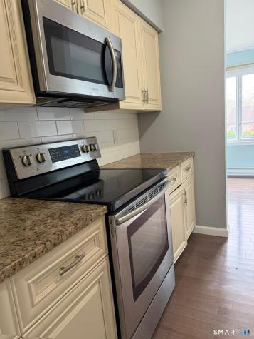 19 Twin Oaks New Milford CT 06776