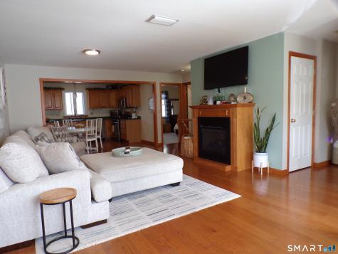 8 Pheasant Hill Drive Enfield CT 06082