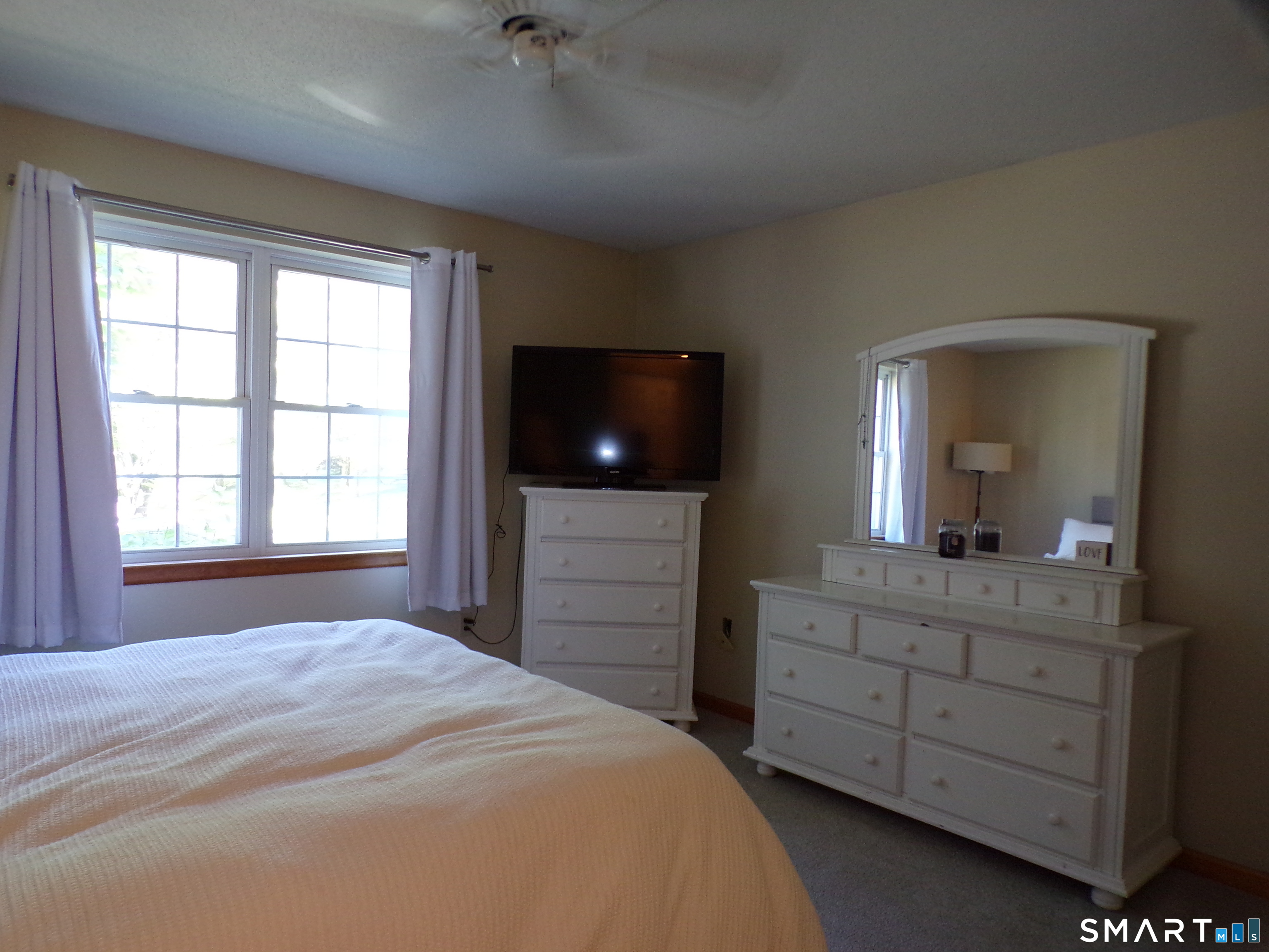 8 Pheasant Hill Drive Enfield CT 06082