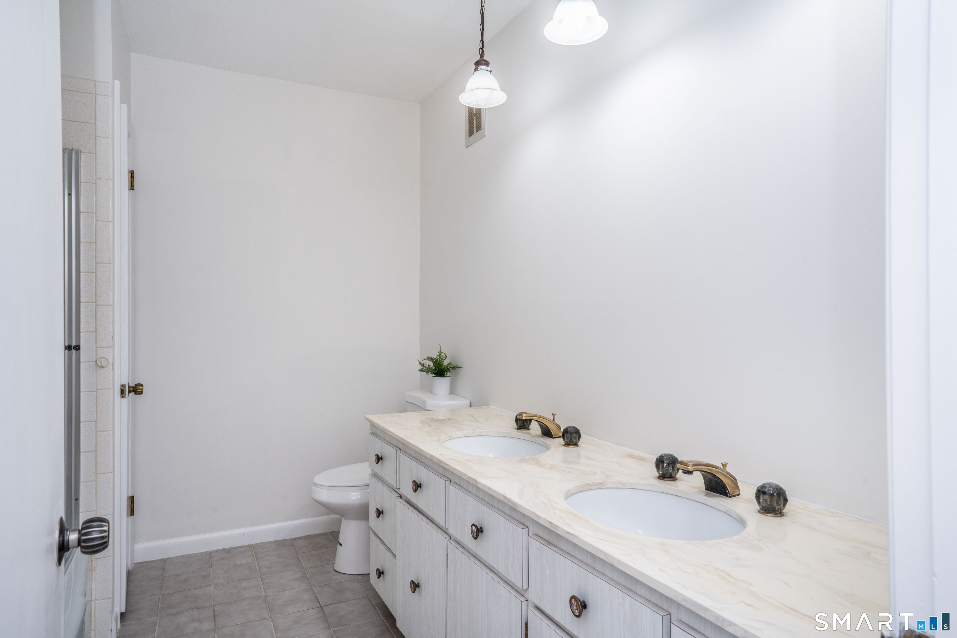 779 Prospect Avenue West Hartford CT 06105