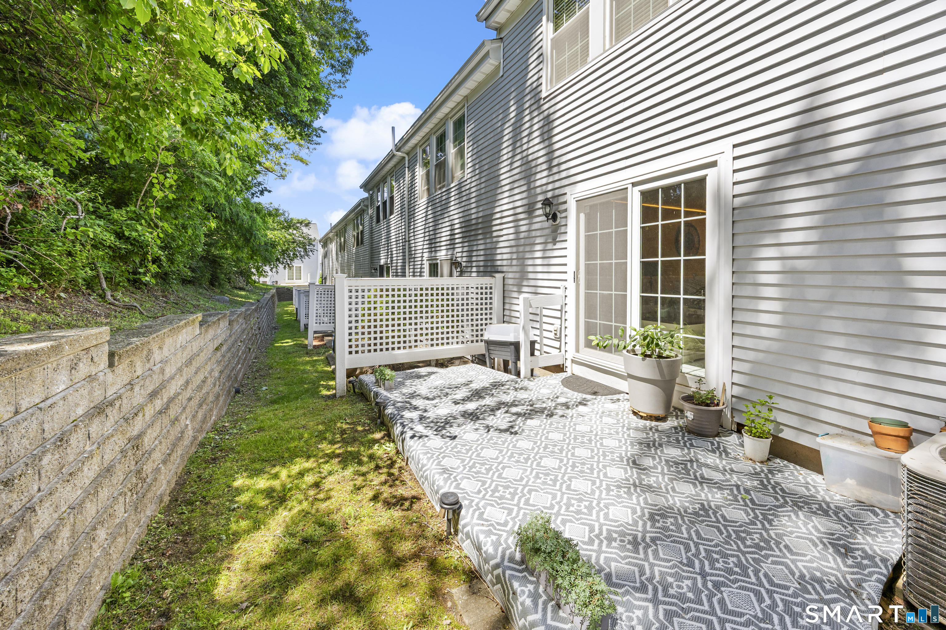13 Woodhill Road Milford CT 06461