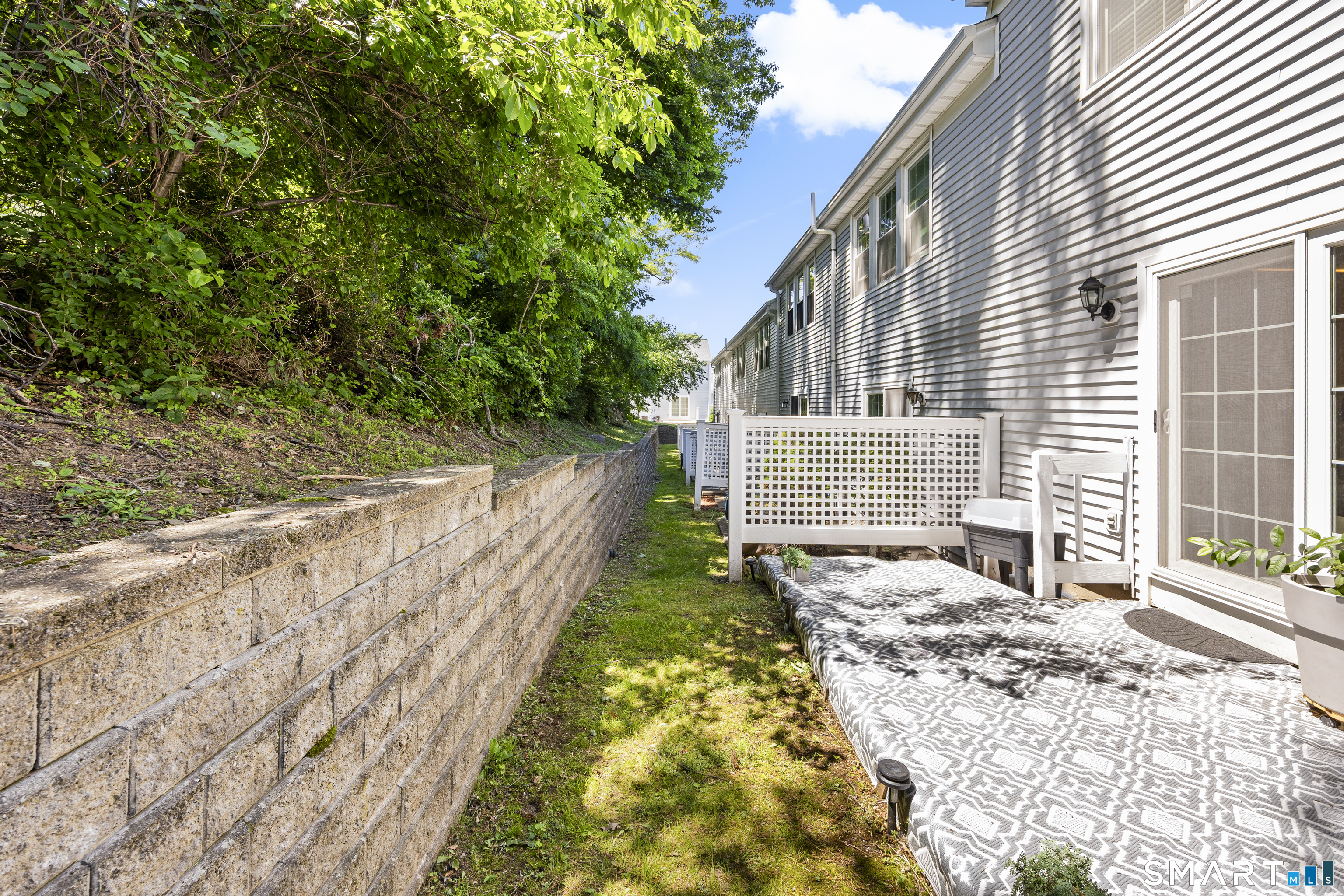 13 Woodhill Road Milford CT 06461