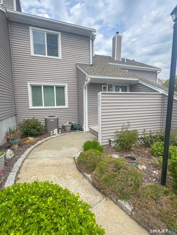 703 Golf Drive East Haven CT 06512