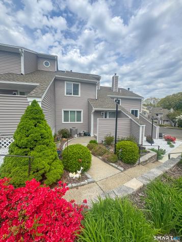 703 Golf Drive East Haven CT 06512