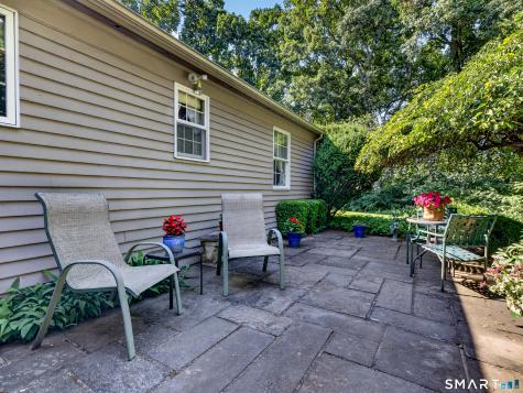 6 Essex Lane Madison CT 06443