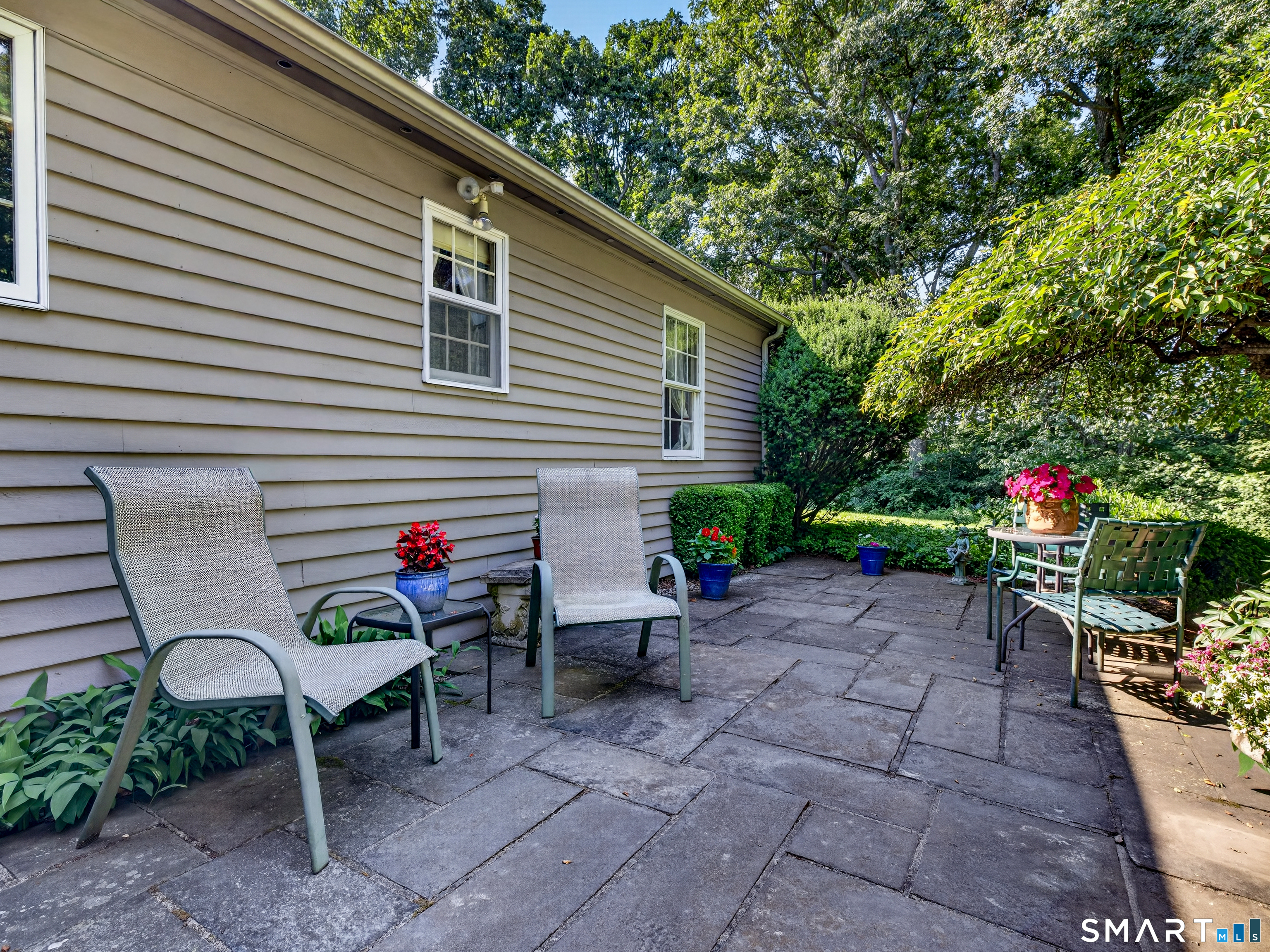 6 Essex Lane Madison CT 06443