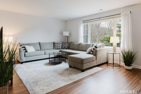 40 Village Walk Wilton CT 06897