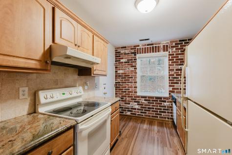 40 Village Walk Wilton CT 06897