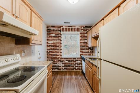 40 Village Walk Wilton CT 06897