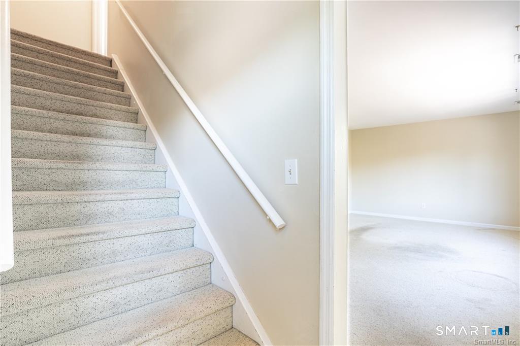 40 Village Walk Wilton CT 06897