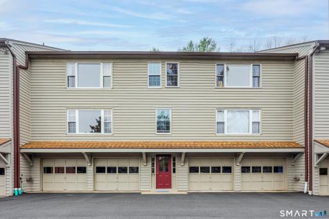 40 Village Walk Wilton CT 06897