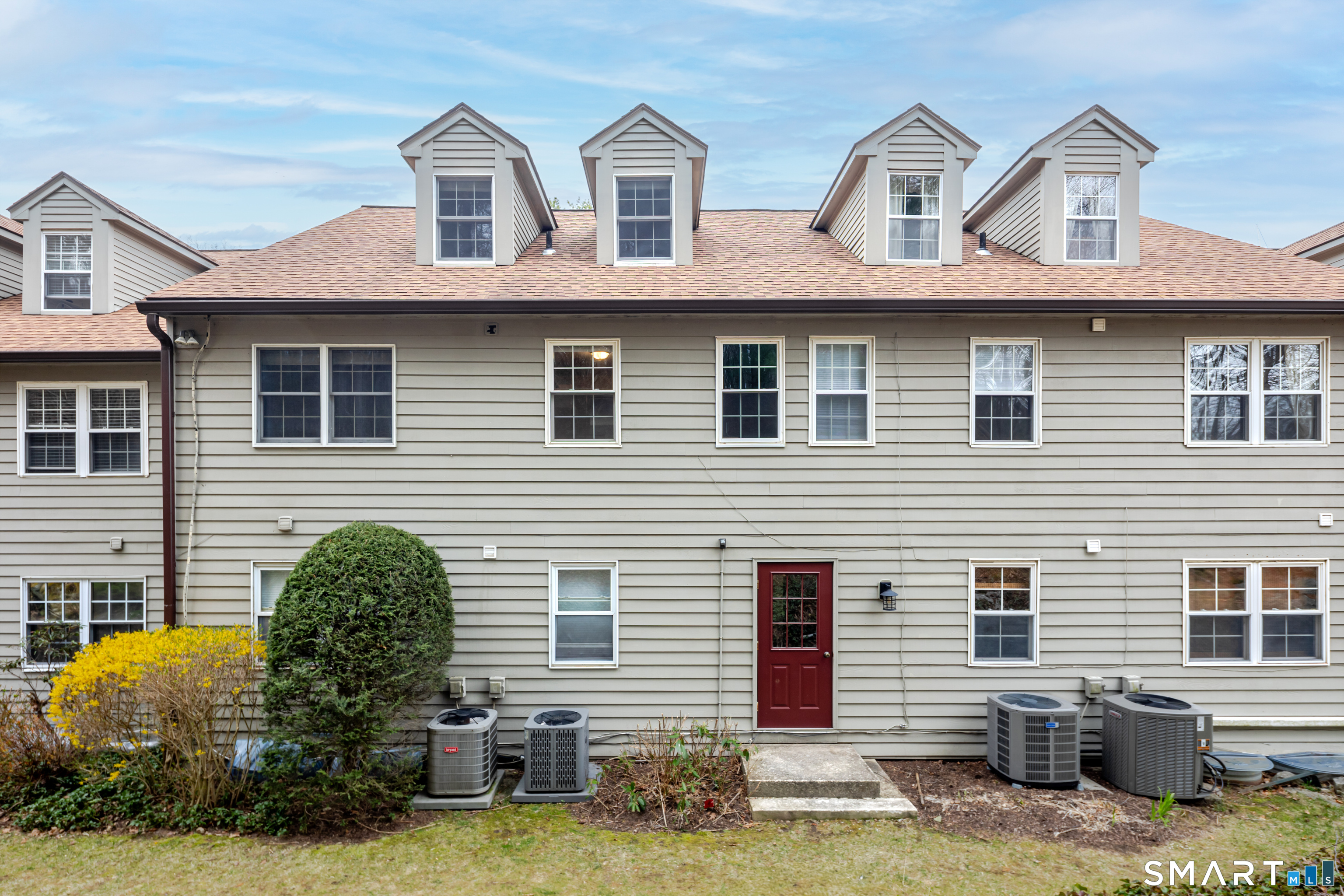 40 Village Walk Wilton CT 06897