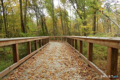 40 Village Walk Wilton CT 06897