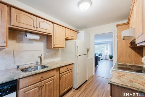 40 Village Walk Wilton CT 06897