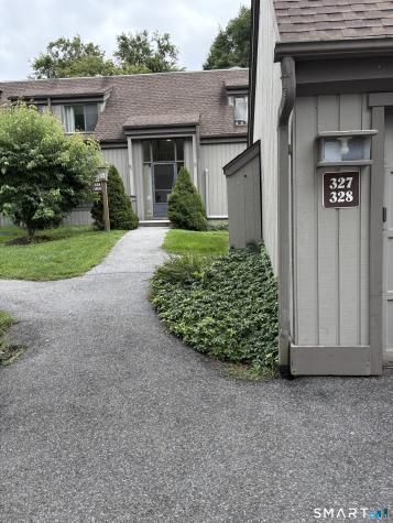 328 Heritage Village Southbury CT 06488