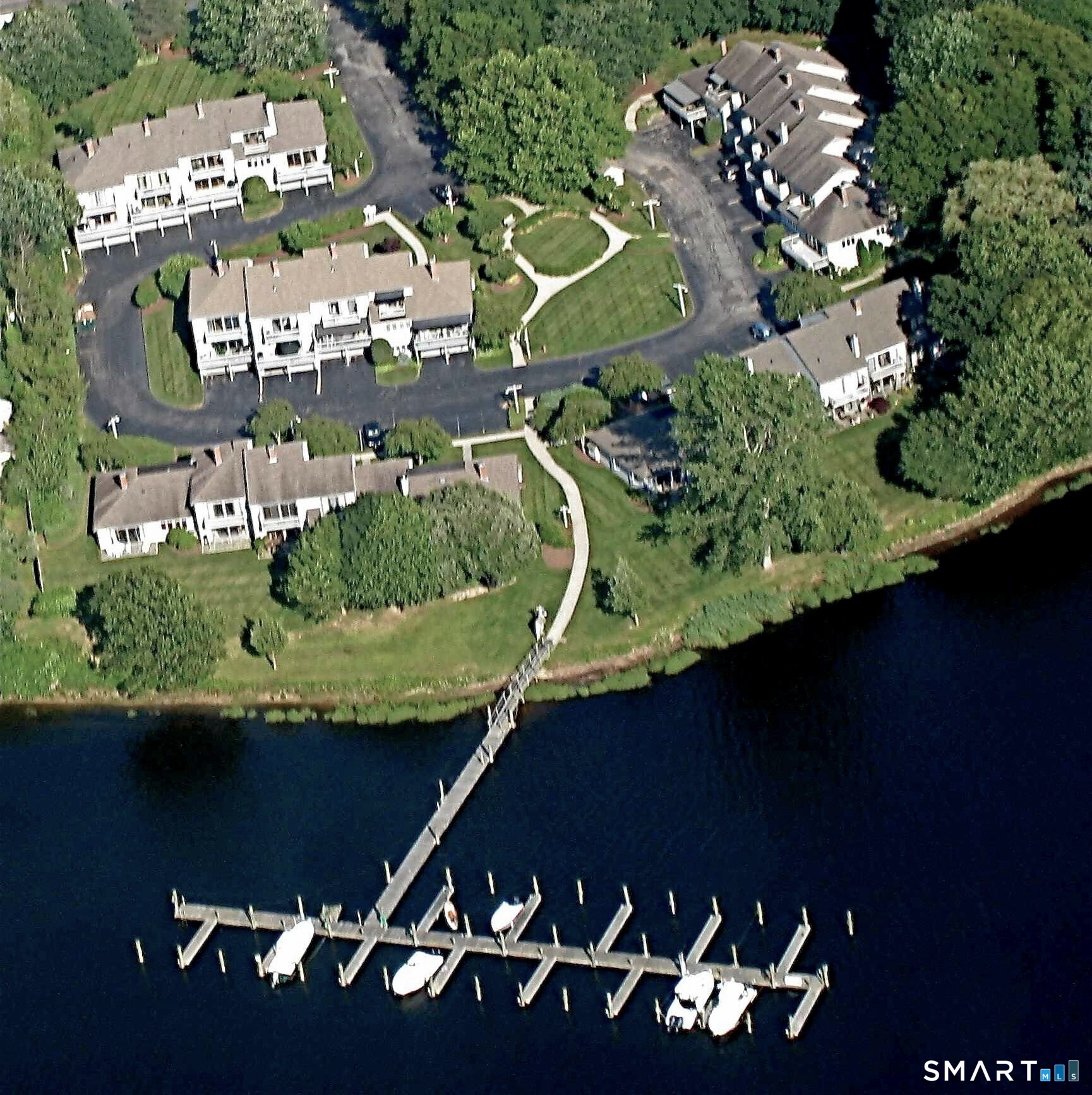 22 Whitehall Landing Stonington CT 06355