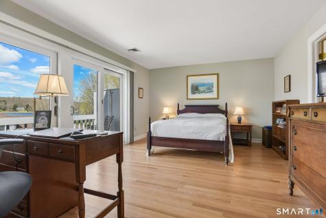 22 Whitehall Landing Stonington CT 06355