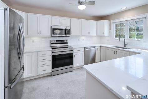 415 Pitkin Hollow Trumbull CT 06611