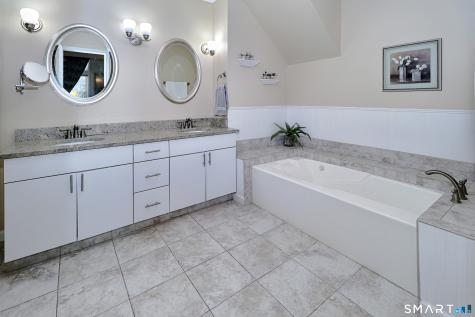 415 Pitkin Hollow Trumbull CT 06611