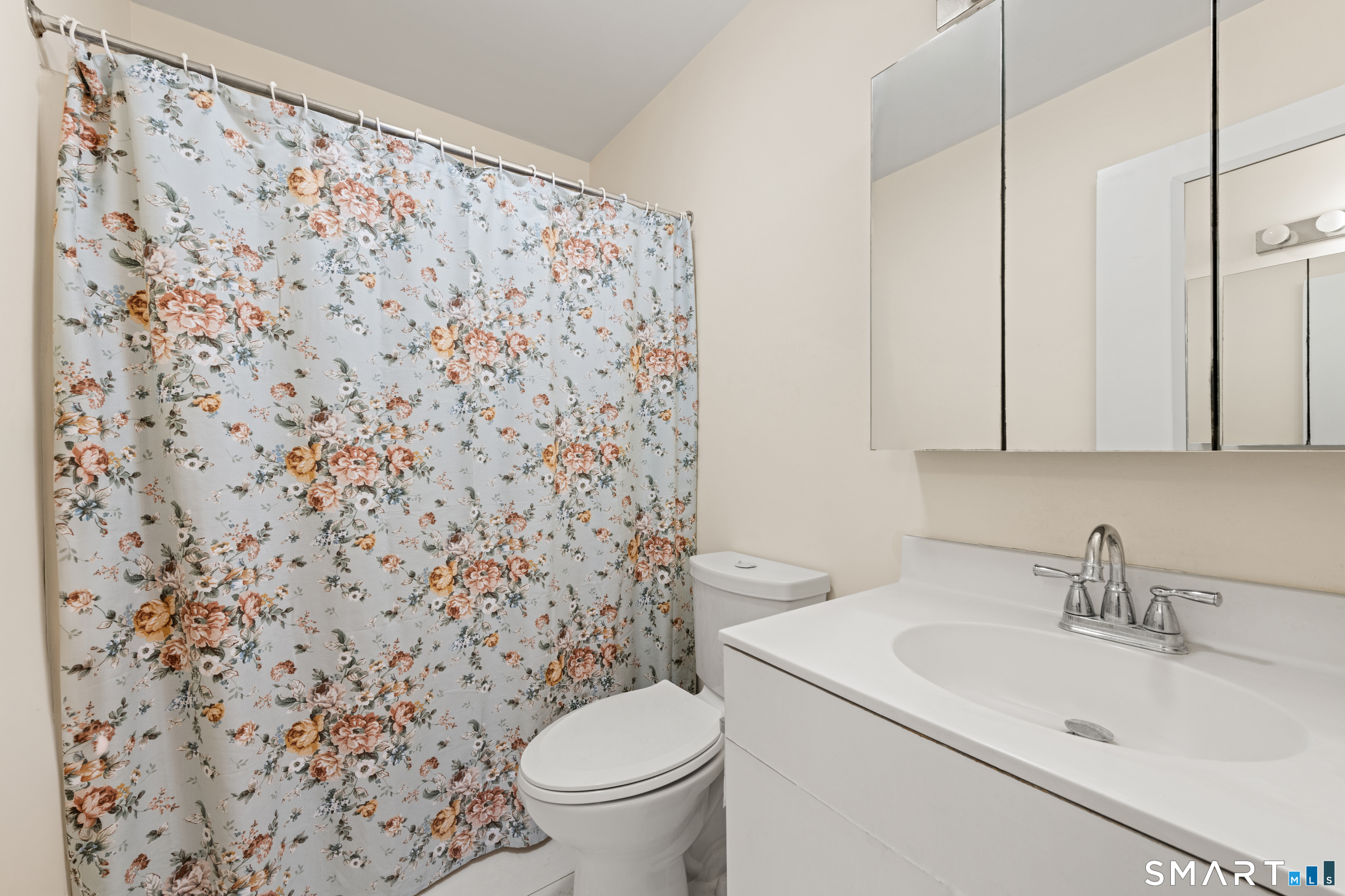 28 Eagle Rock Hill Bethel CT 06801