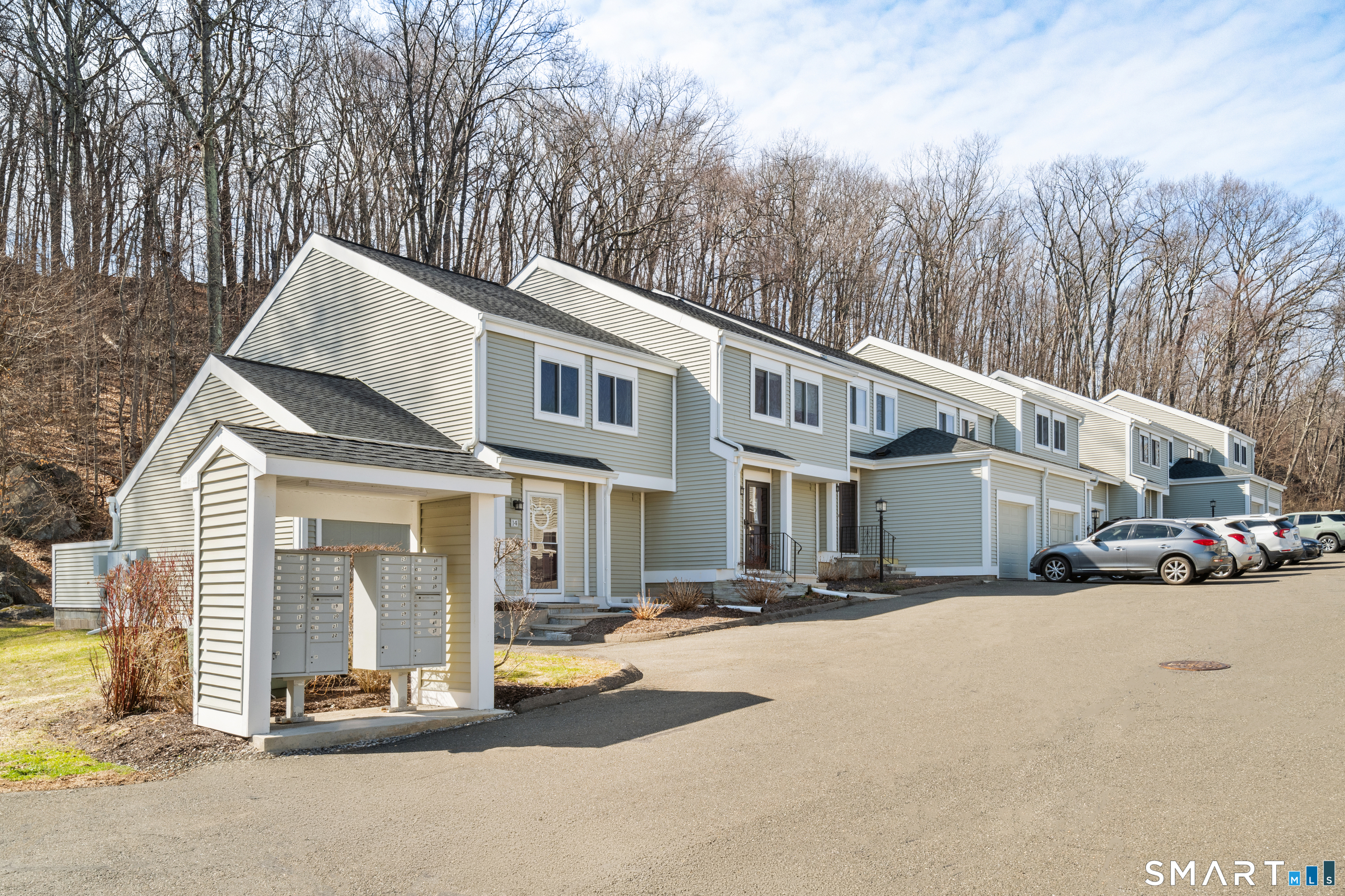 28 Eagle Rock Hill Bethel CT 06801
