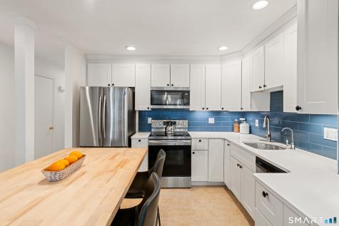 28 Eagle Rock Hill Bethel CT 06801