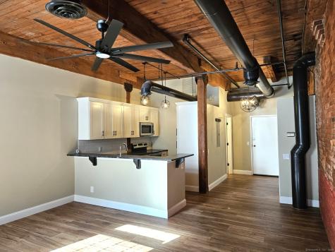 92 Main Street Deep River CT 06417