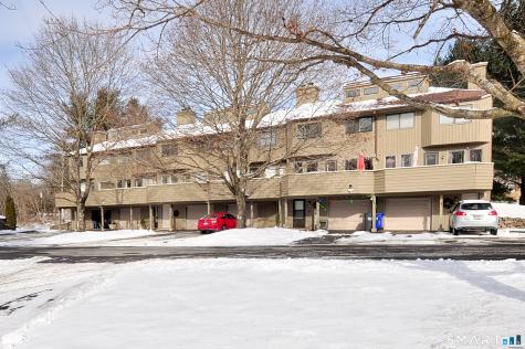 76 Farview Commons Southbury CT 06488