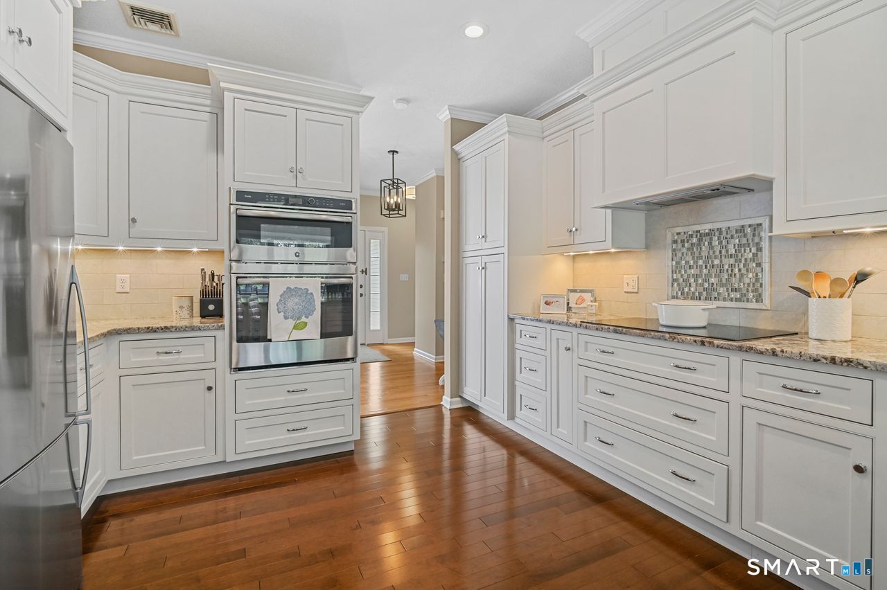 7 Alexandra Lane Rocky Hill CT 06067