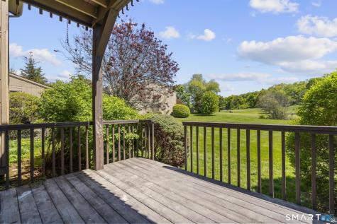 8 Pilgrim Harbor Wallingford CT 06492