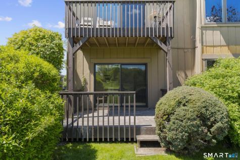 8 Pilgrim Harbor Wallingford CT 06492
