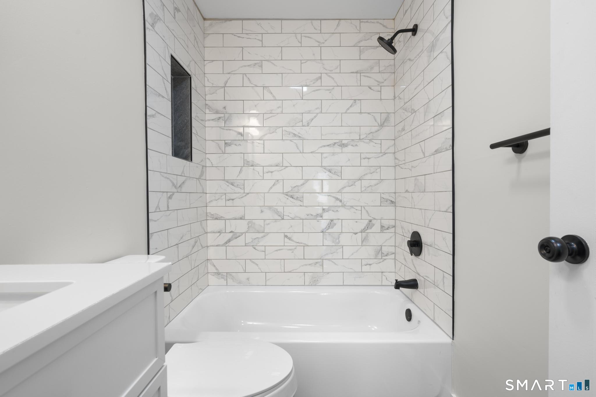 8 Pilgrim Harbor Wallingford CT 06492