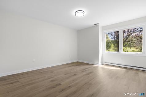 8 Pilgrim Harbor Wallingford CT 06492