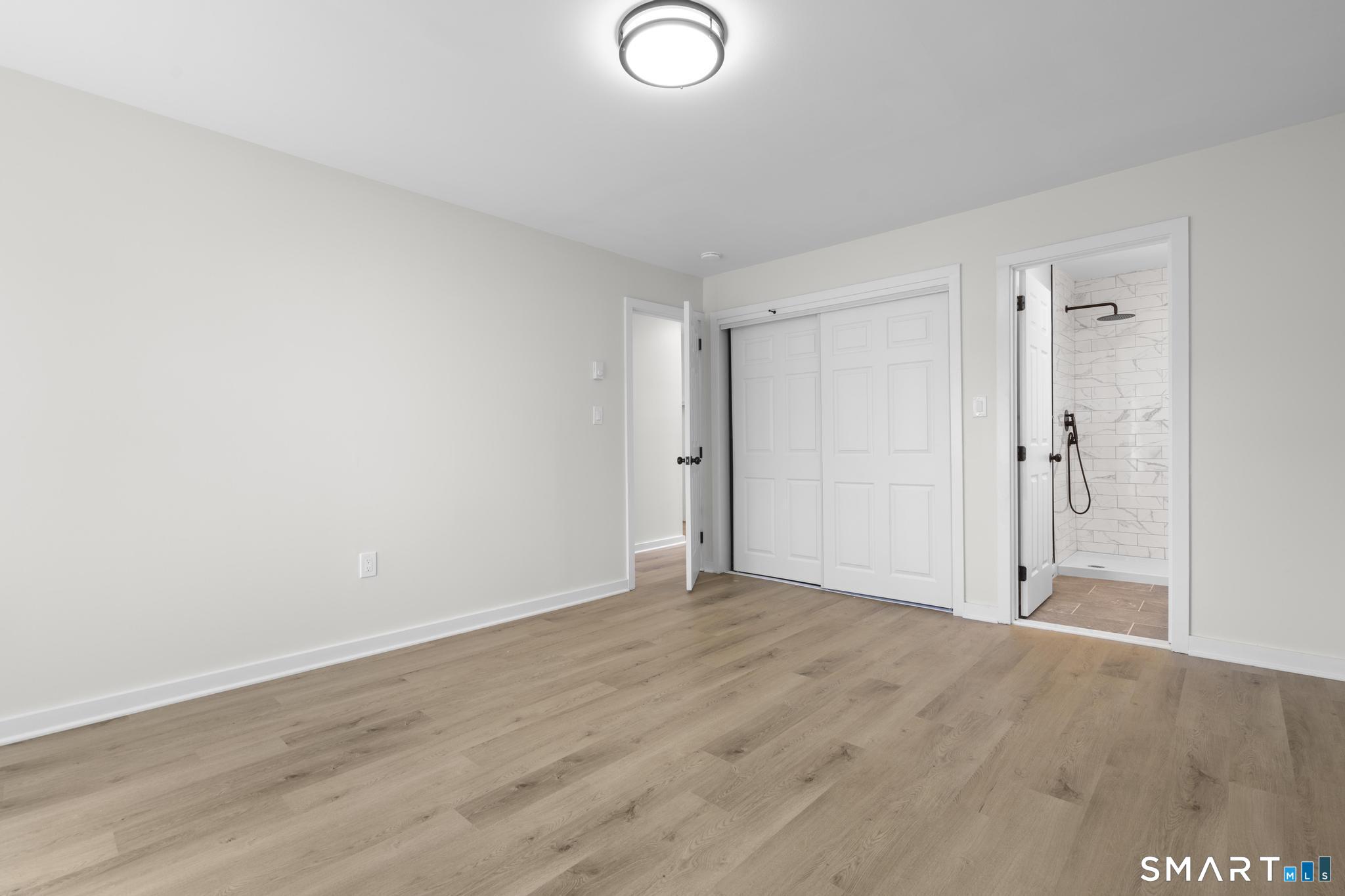 8 Pilgrim Harbor Wallingford CT 06492