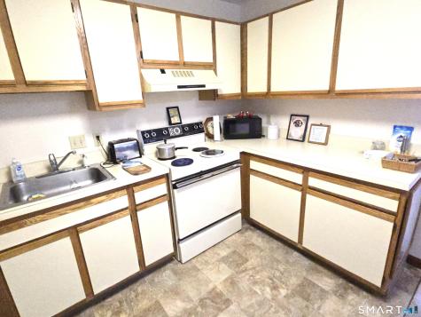 14 Pinney Street Ellington CT 06029