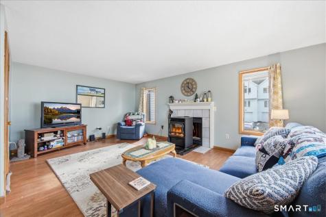 51 Eastbrook Heights Mansfield CT 06250