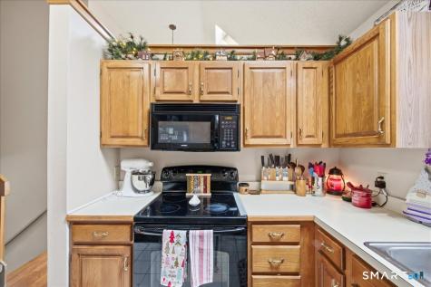 51 Eastbrook Heights Mansfield CT 06250